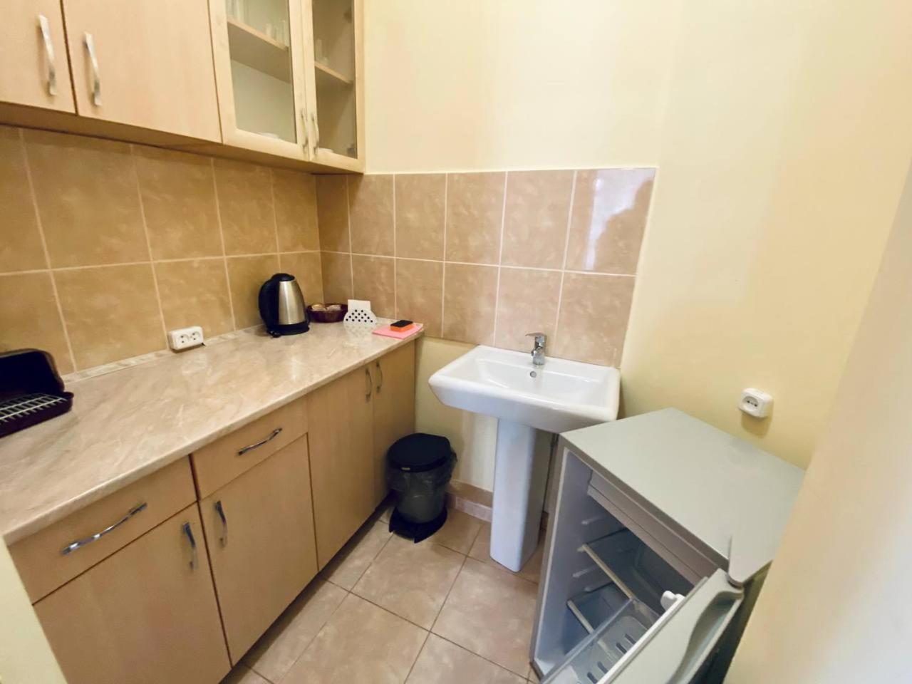 Санаторій Червона Калина Zhobryn Exterior photo